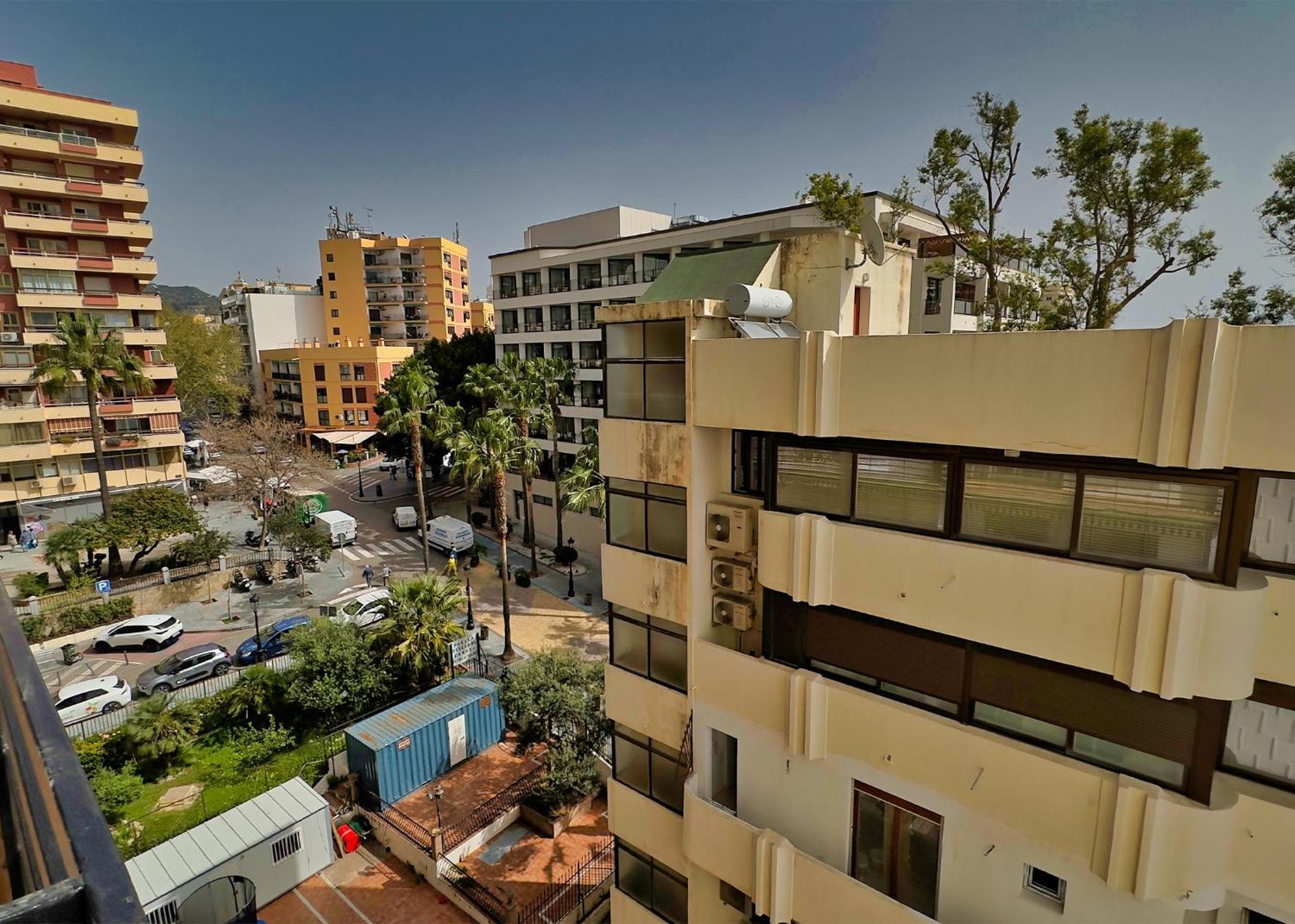 מארבלה Mediterraneo 508. Fantastic Studio On The Beachfront With Sea Views. מראה חיצוני תמונה